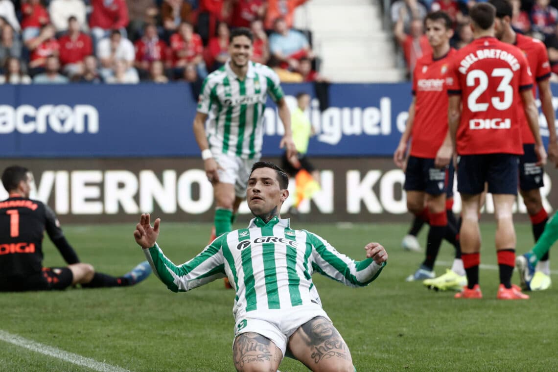 1-2. El argentino Chimy Ávila corta la racha de Osasuna en El Sadar