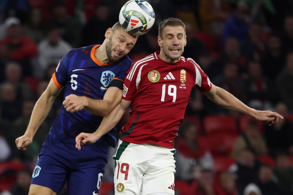1-1. Dumfries, al rescate de los Países Bajos