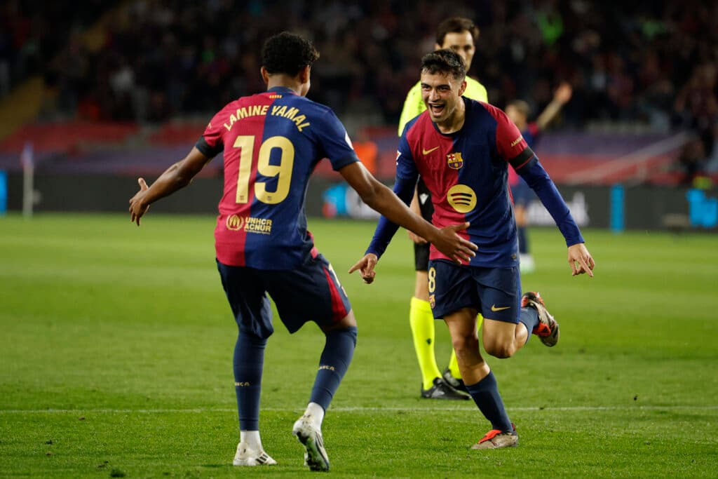 El Barcelona, líder con un brasileño inspirado