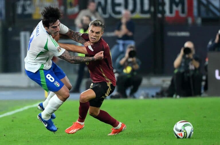 2-2. Italia resiste ante Bélgica