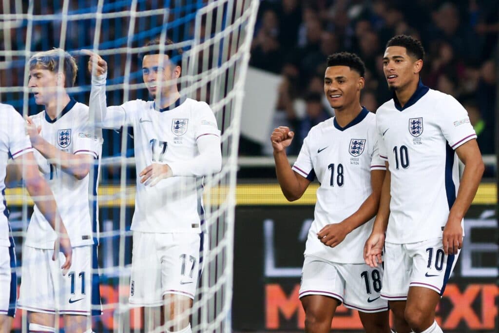 0-3. Inglaterra apunta al ascenso