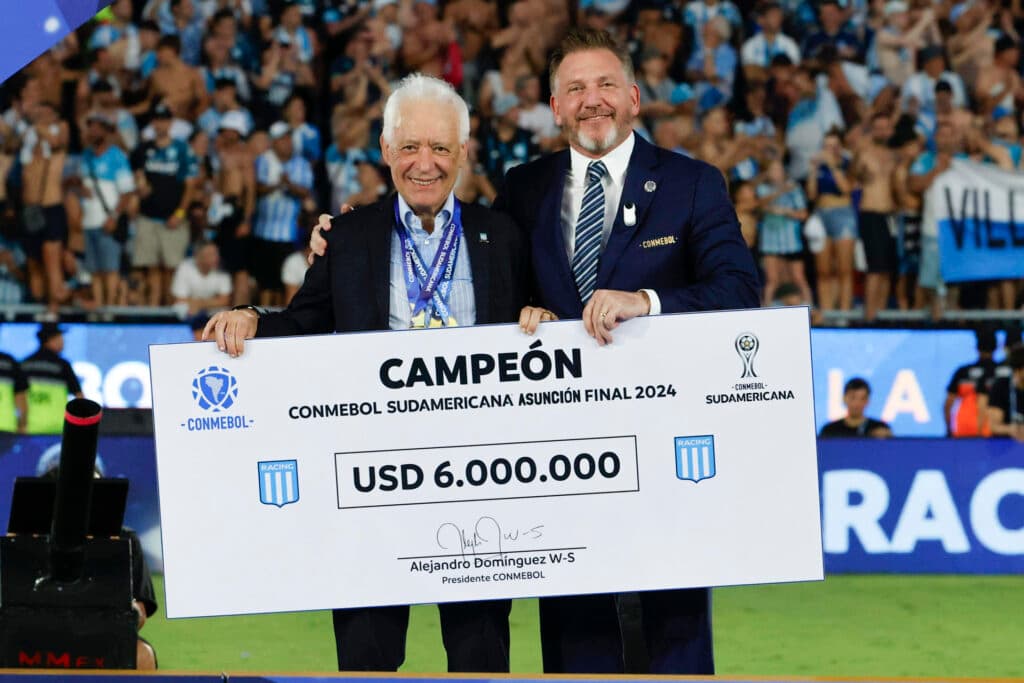 Racing Club gana su primer título y Argentina ya tiene diez campeonatos en la Sudamericana
