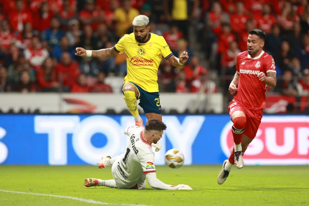 América vence al Atlas con dos goles del uruguayo