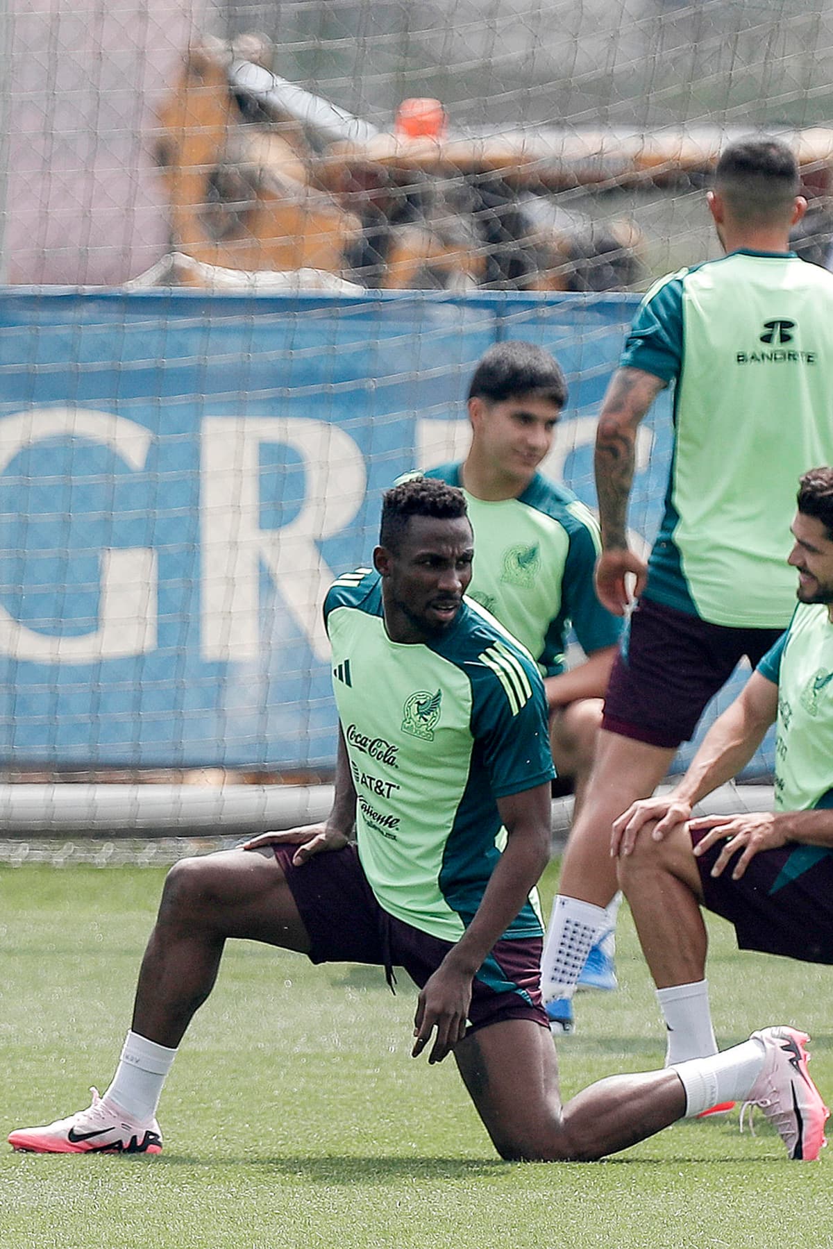 Quiñones vuelve a la selección de México para jugar contra Honduras