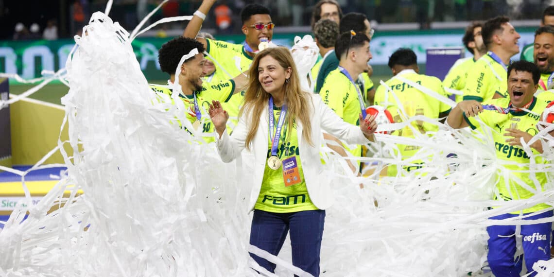 Leila Pereira, única dirigente del fútbol brasileño, es reelegida presidenta de Palmeiras