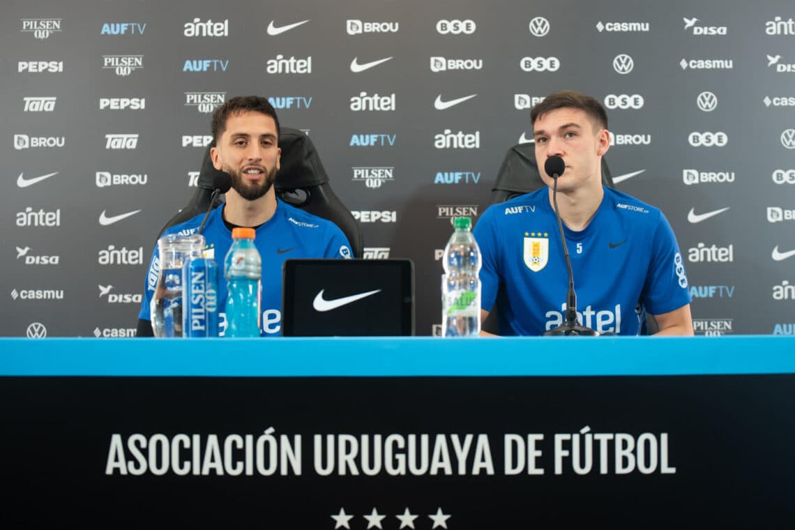 Uruguayos Bentancur y Ugarte anticipan un partido duro contra Colombia