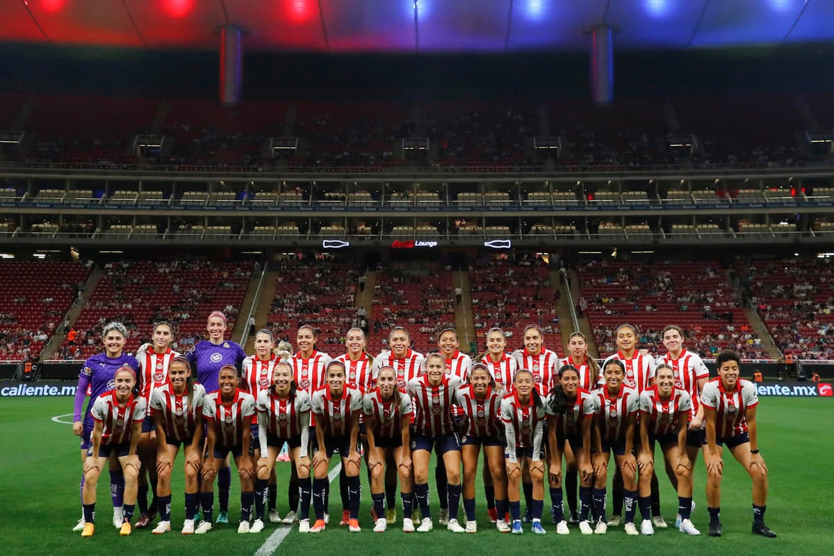 El español Antonio Contreras dirigirá a las Chivas en el fútbol femenino de México