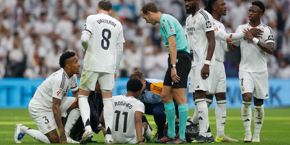 Brasileño Rodrygo y Lucas Vázquez se someterán a pruebas el lunes para conocer alcance de lesiones