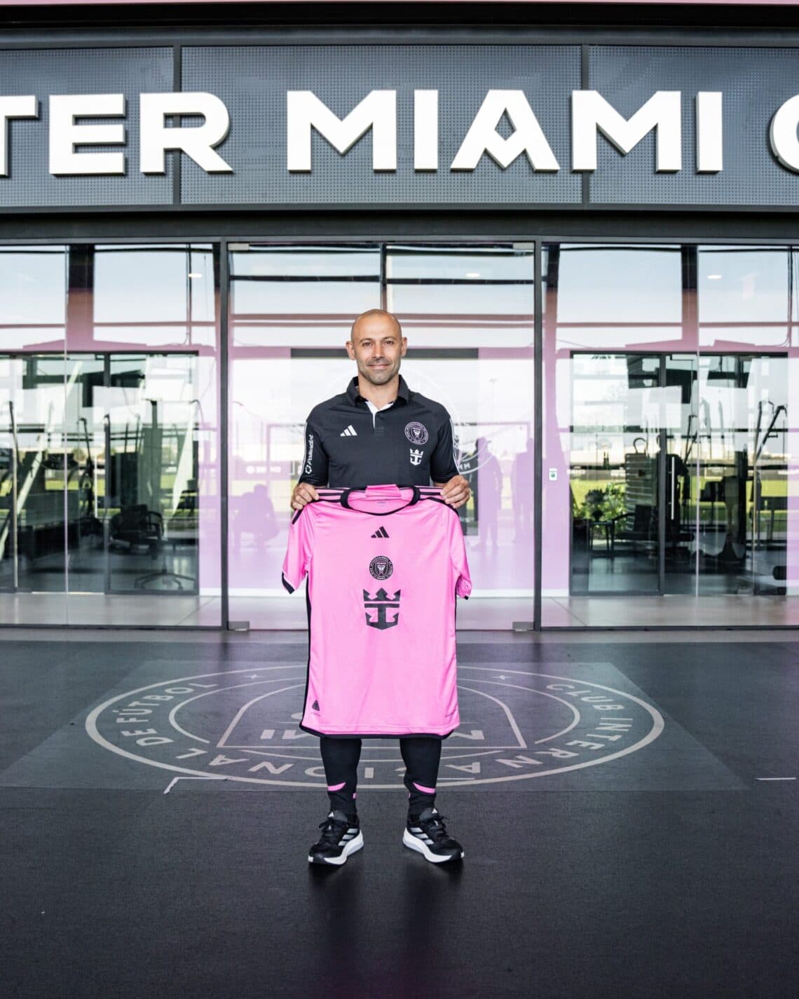 Argentino Mascherano llegó a Miami y fue presentado oficialmente