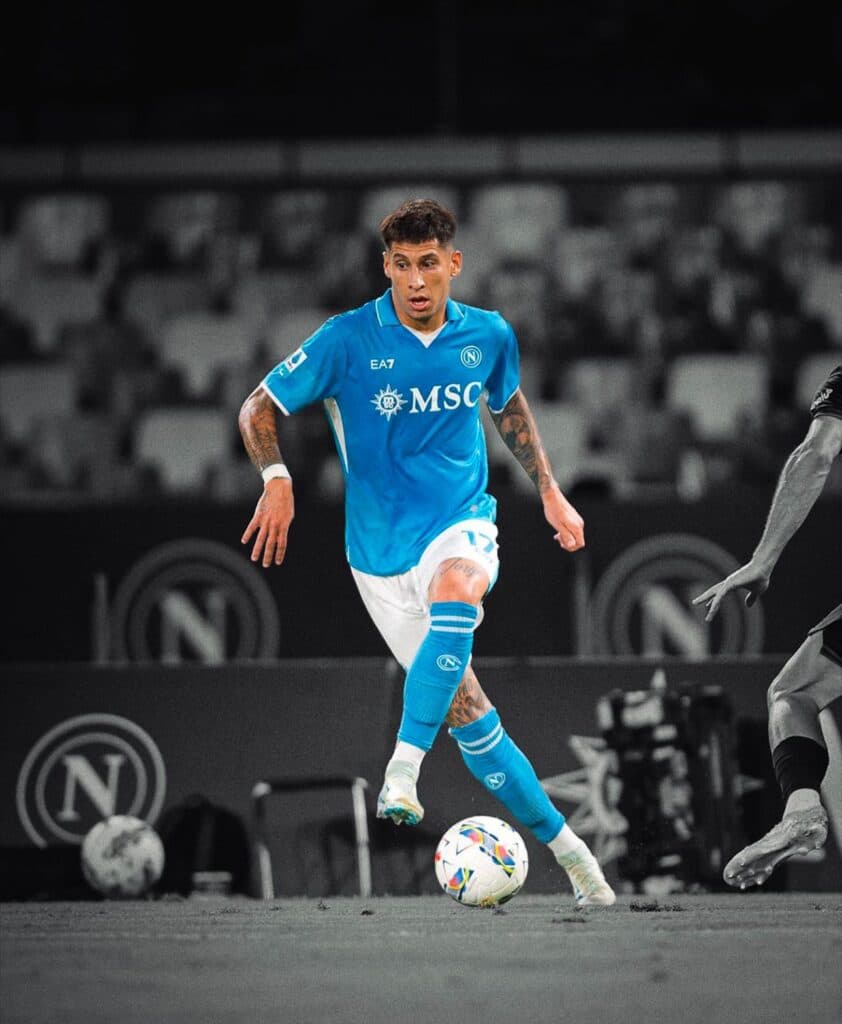 Napoli con uruguayo Olivera derrotó a Venezia del ecuatoriano Yeboah