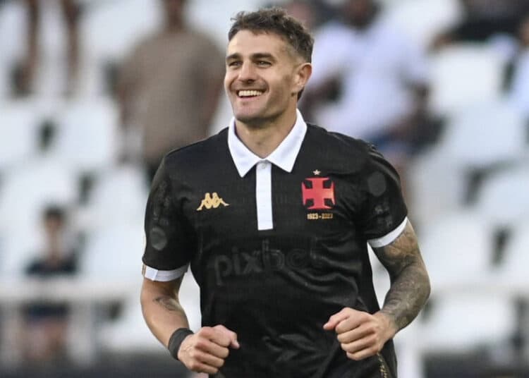 El argentino Vegetti, entre los máximos goleadores del Brasileirao