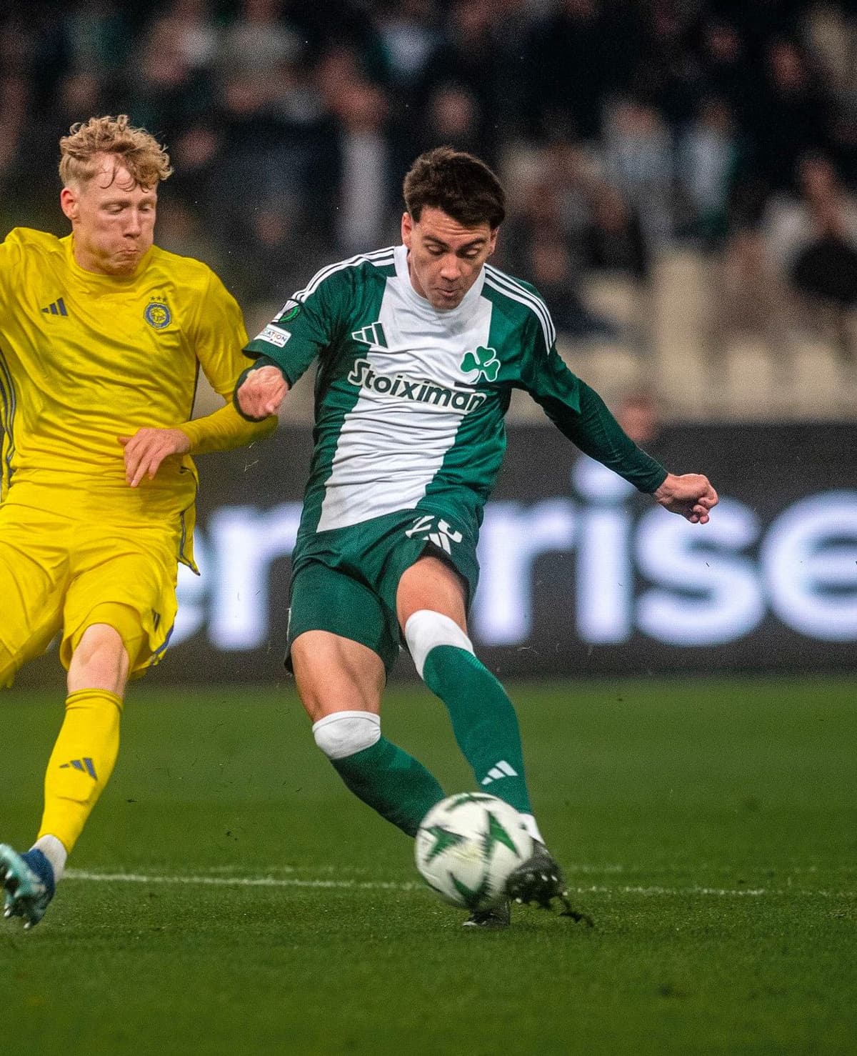 Panathinaikos vence a Atromitos con protagonismo del uruguayo Pellistri en Grecia
