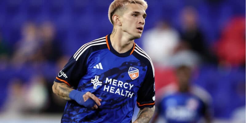 Cincinnati define el futuro de sus cuatro argentinos