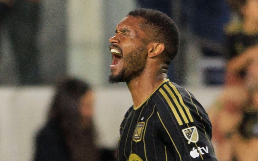 Defensa brasileño continúa en LAFC para 2025