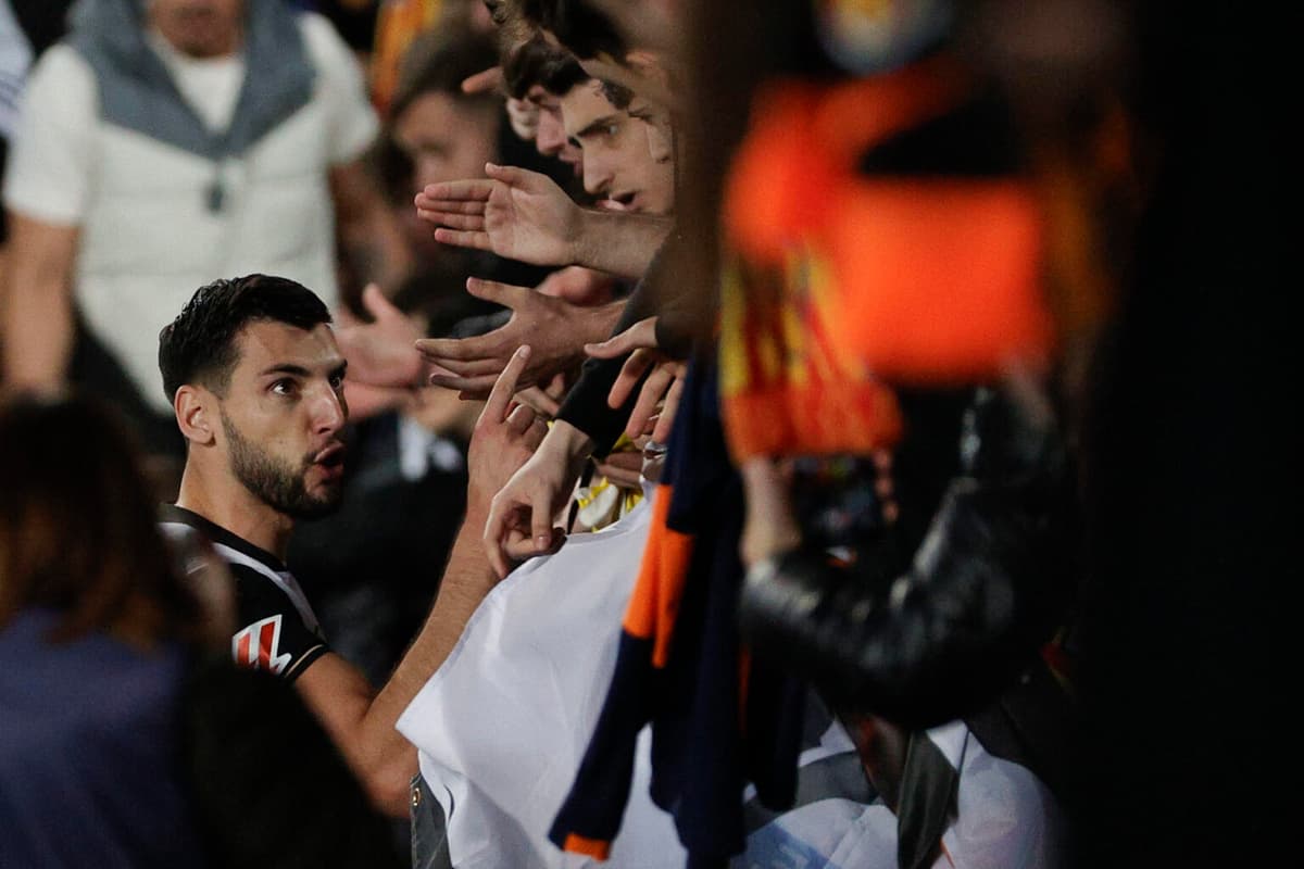 Momento difícil para el argentino Barrenechea en el Valencia