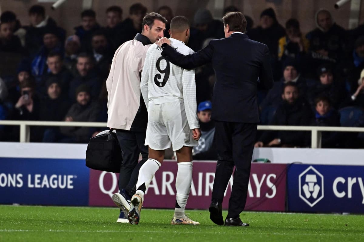 Mbappe sufre un problema muscular en el muslo izquierdo