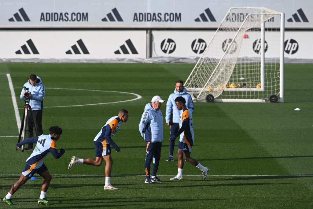El brasileño Vinícius volverá ante el Atalanta; Alaba en 2025