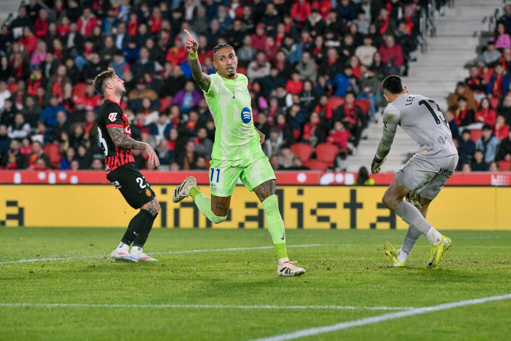 Raphinha ya es el séptimo brasileño más goleador en la historia del Barça