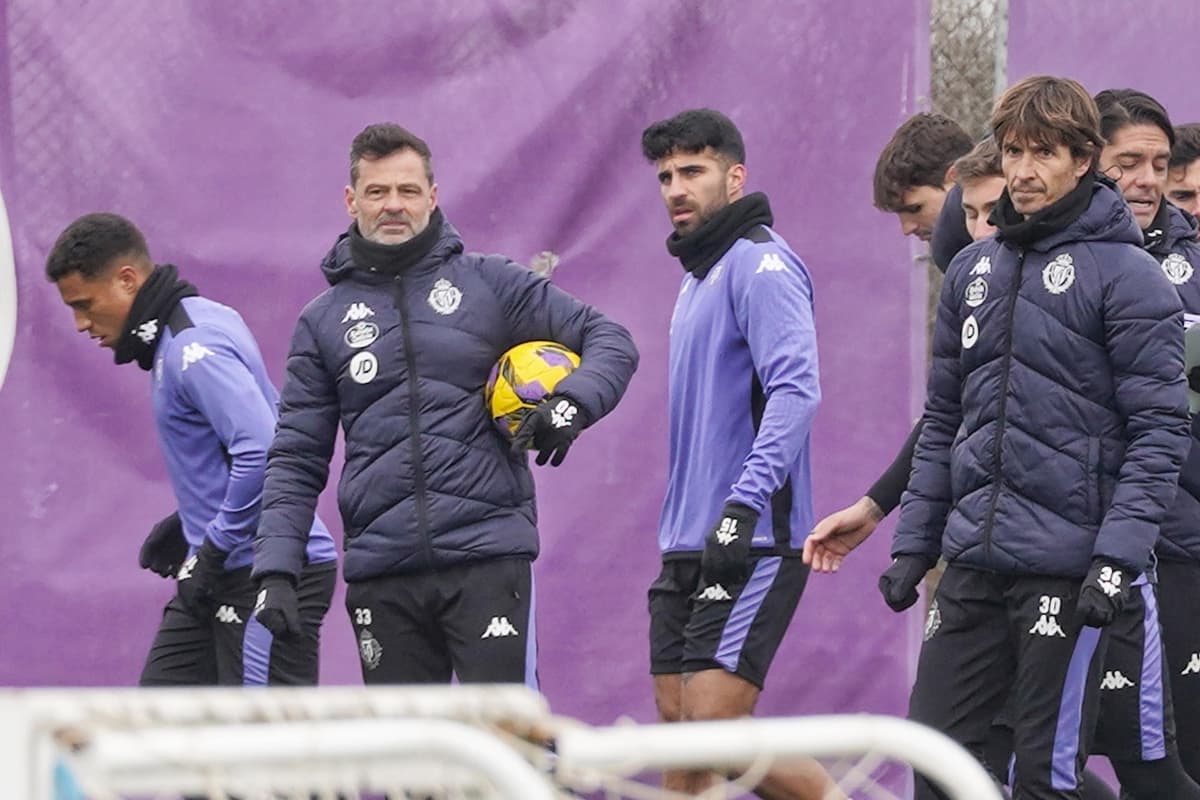 El argentino Cocca quiere «actitud y compromiso» para asegurar la permanencia del pucela en Primera
