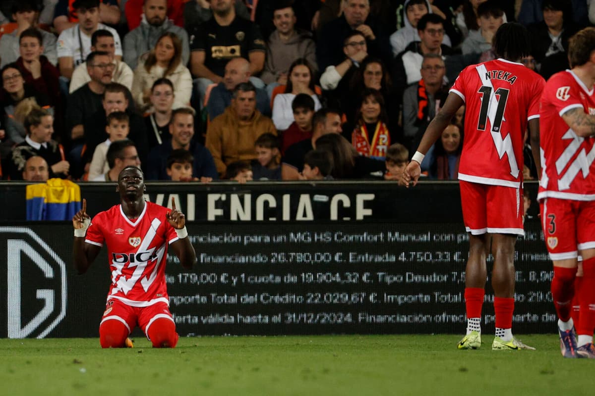 0-1. Sin colombiano James, El Rayo acaba con el Valencia