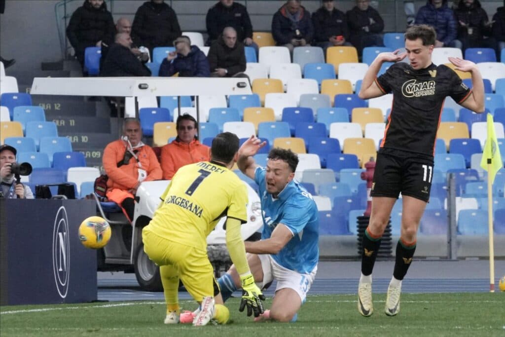 1-0. Con brasileño Neres Nápoles derriba al ‘muro Stankovic’