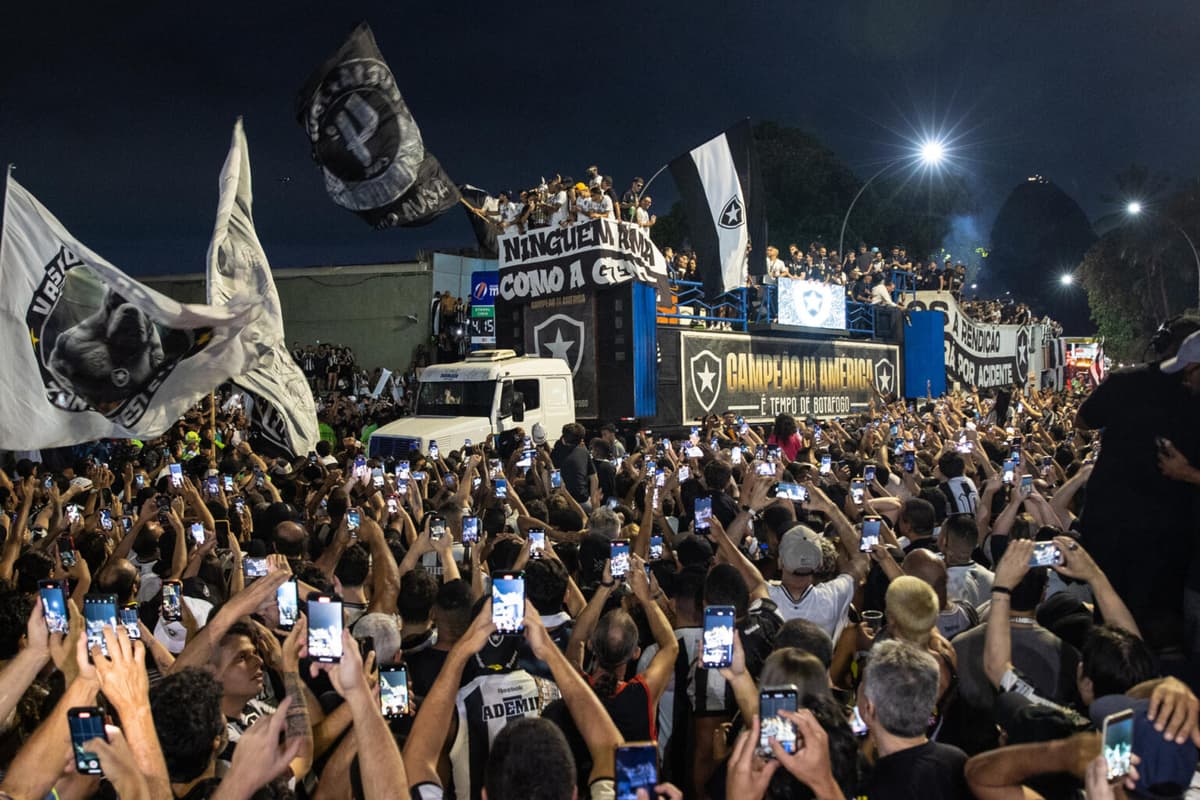 Botafogo festeja en Río de Janeiro su primera Copa Libertadores