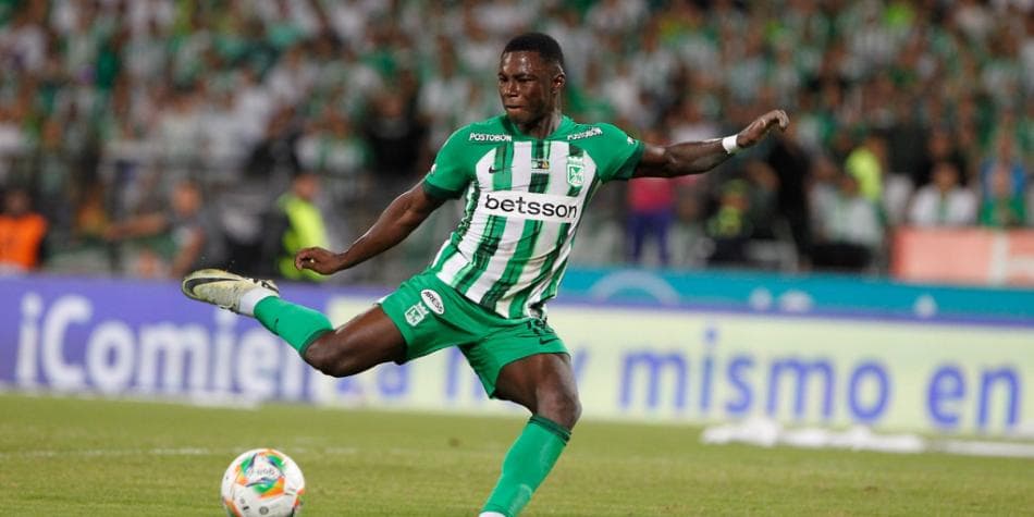 Colombiano Hinestroza es transferido de Columbus al Atlético Nacional
