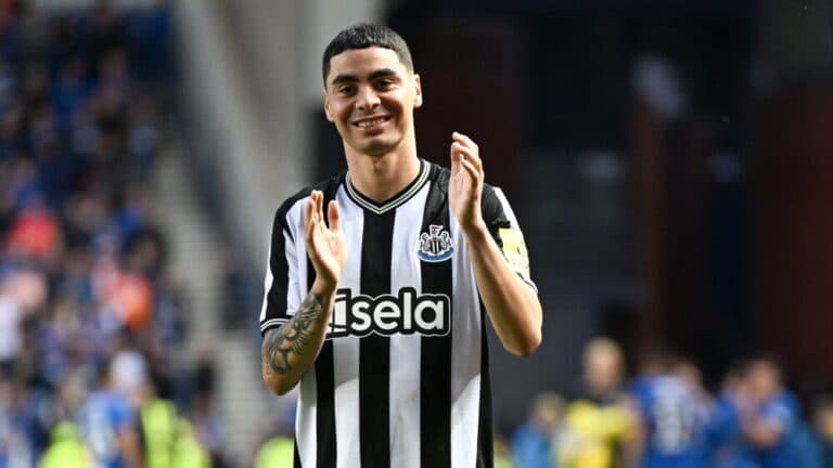 Paraguayo Miguel Almirón jugó sus últimos minutos en La Premier