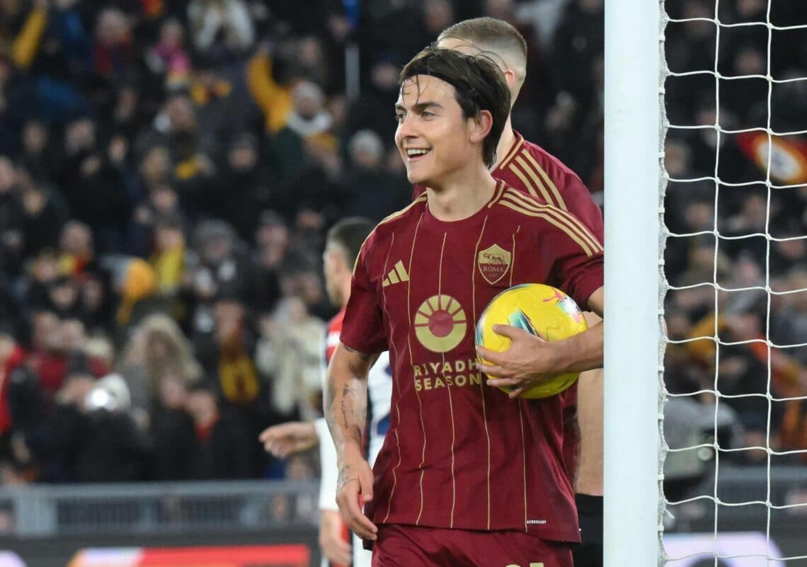 Con la figura del argentino Dybala, Roma golea en casa