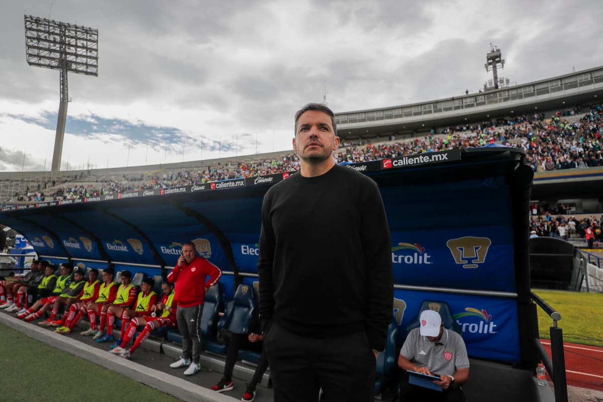 El argentino Larcamón dice que Necaxa no debe perder piso