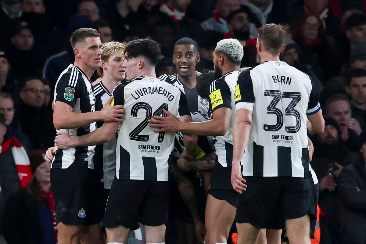El Newcastle United ficha a la perla ecuatoriana Johan Martínez para 2027