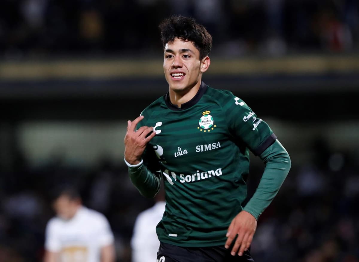 El mexicano Omar Campos elogia al argentino Anselmi