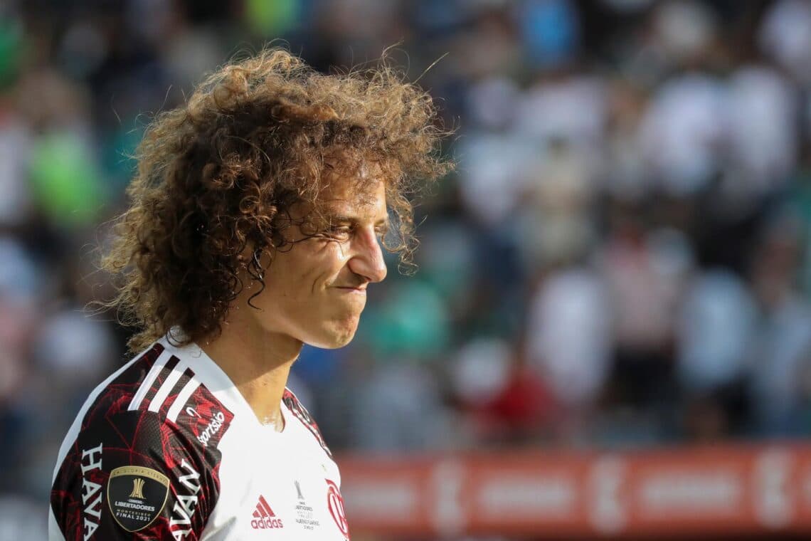 El defensor brasileño David Luiz ficha por Fortaleza