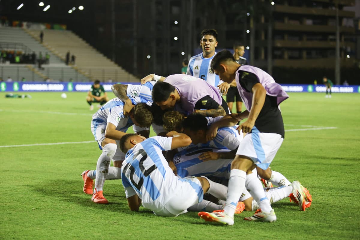 Colombia escolta a Argentina en el Grupo B, donde pinchan Ecuador y Bolivia