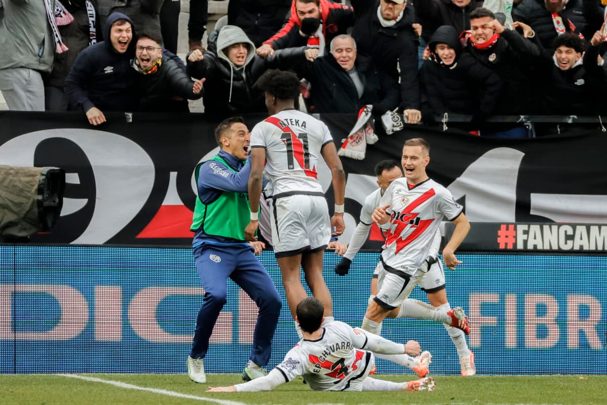 2-1. El Rayo se ilusiona con Europa y Batalla derrota a Gazzaniga en el duelo de porteros argentinos