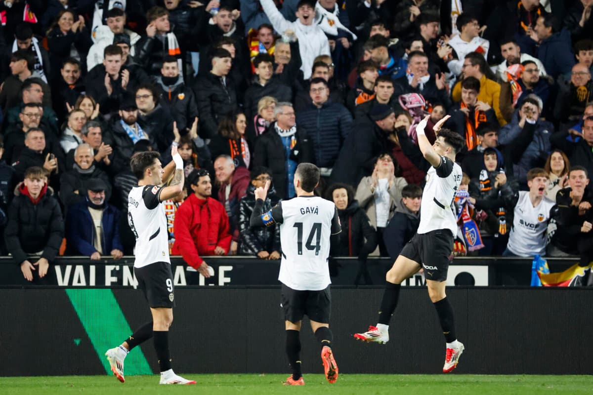1-0. Valencia y el argentino Berrenechea resisten