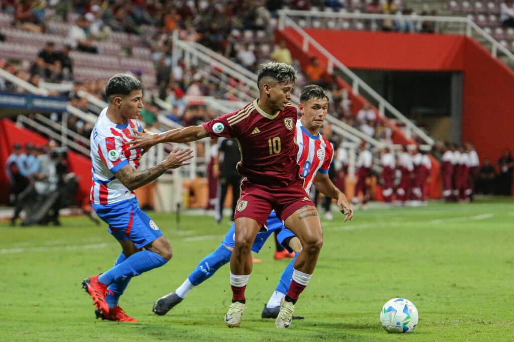 Uruguay se clasifica, Perú se despide con 4 derrotas y Venezuela pende de un hilo