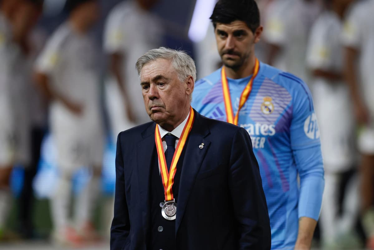 Italiano Ancelotti se disculpa ante la afición