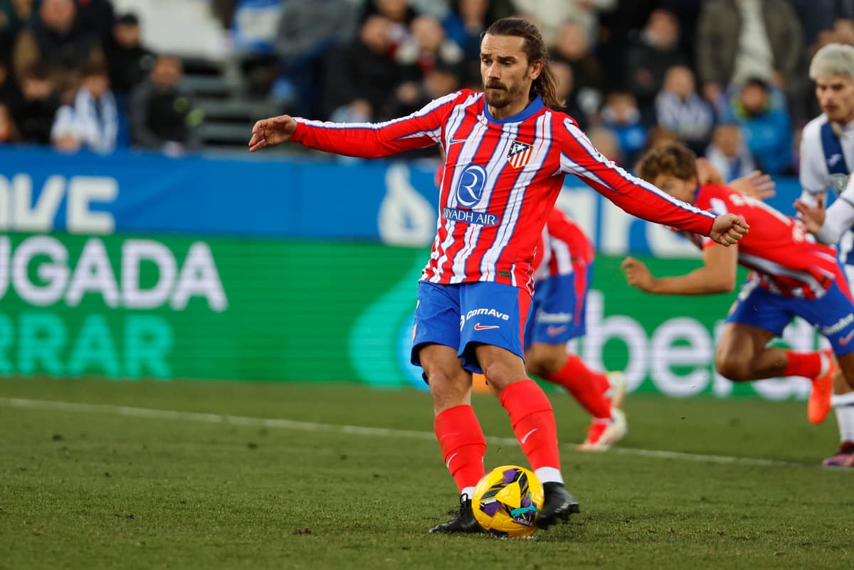 1-0. Los postes y un penalti fallado finiquitan la racha histórica del Atlético del argentino Simeone
