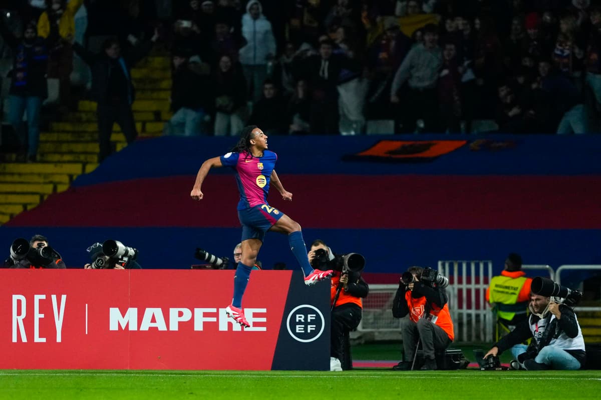 El Barça golea al Betis con una anotación del brasileño Raphinha