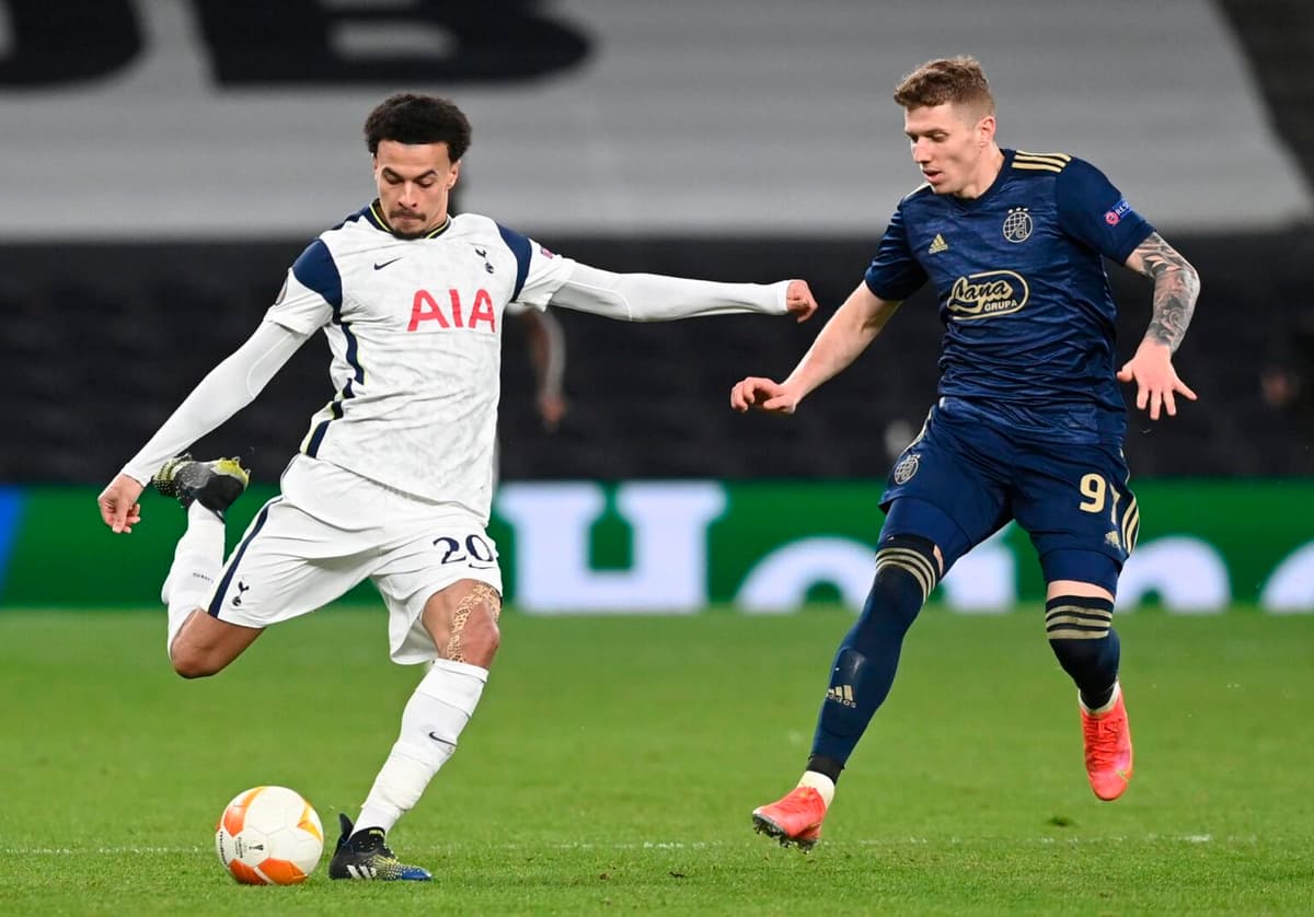 Dele Alli, nuevo compañero del argentino Nico Paz
