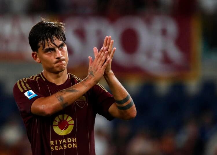 Argentino Dybala renovado con la Roma y brasileño Raphinha indiscutible en el Barcelona