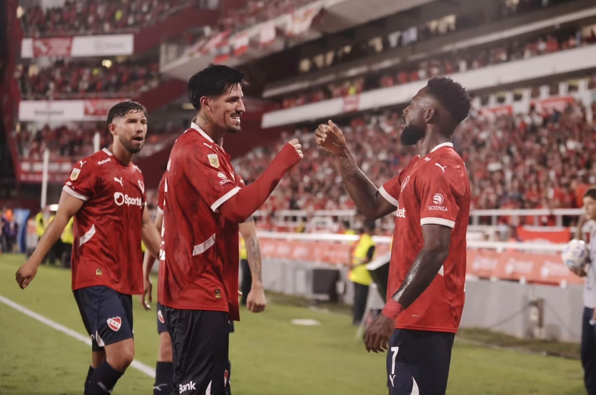 Independiente con gol del chileno Loyola derrota a Platense y logra su primer triunfo del semestre