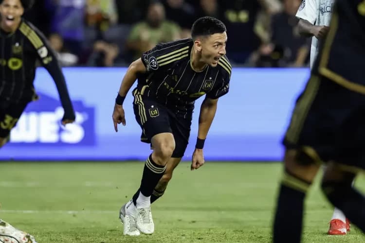Los Ángeles sueña con cuartos y en México se definen series de Seattle y Vancouver de MLS por Concachampions
