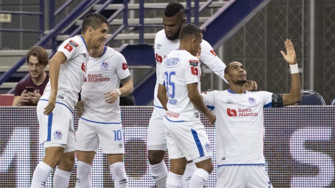 Olimpia vence a Marathon con gol del uruguayo Emanuel Hernández