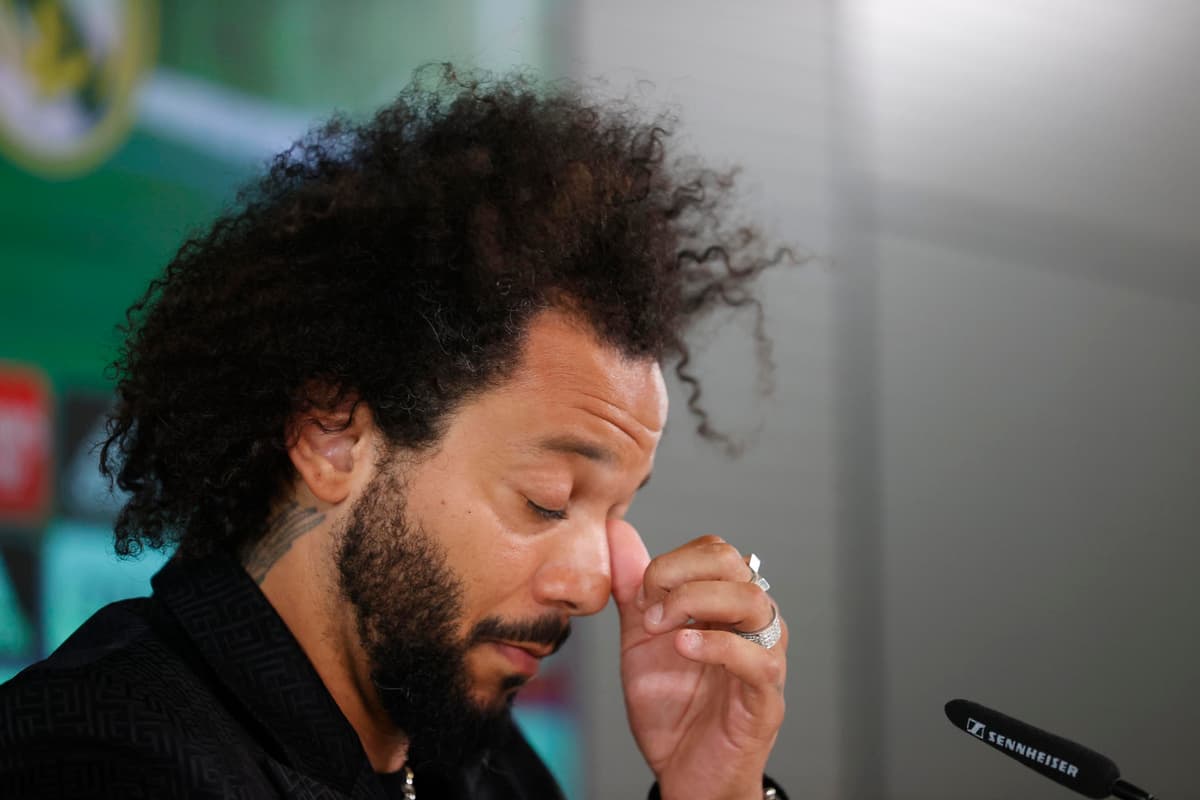 El brasileño Marcelo anuncia su retiro