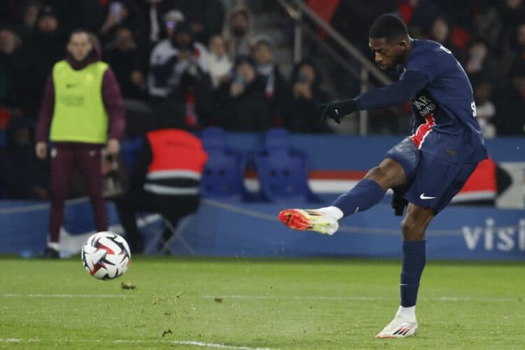 Latinos lejos de la explosión goleadora de Dembélé
