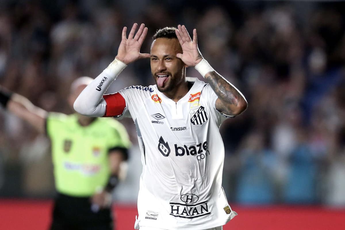 Brasileño Neymar esta siendo profeta en su tierra