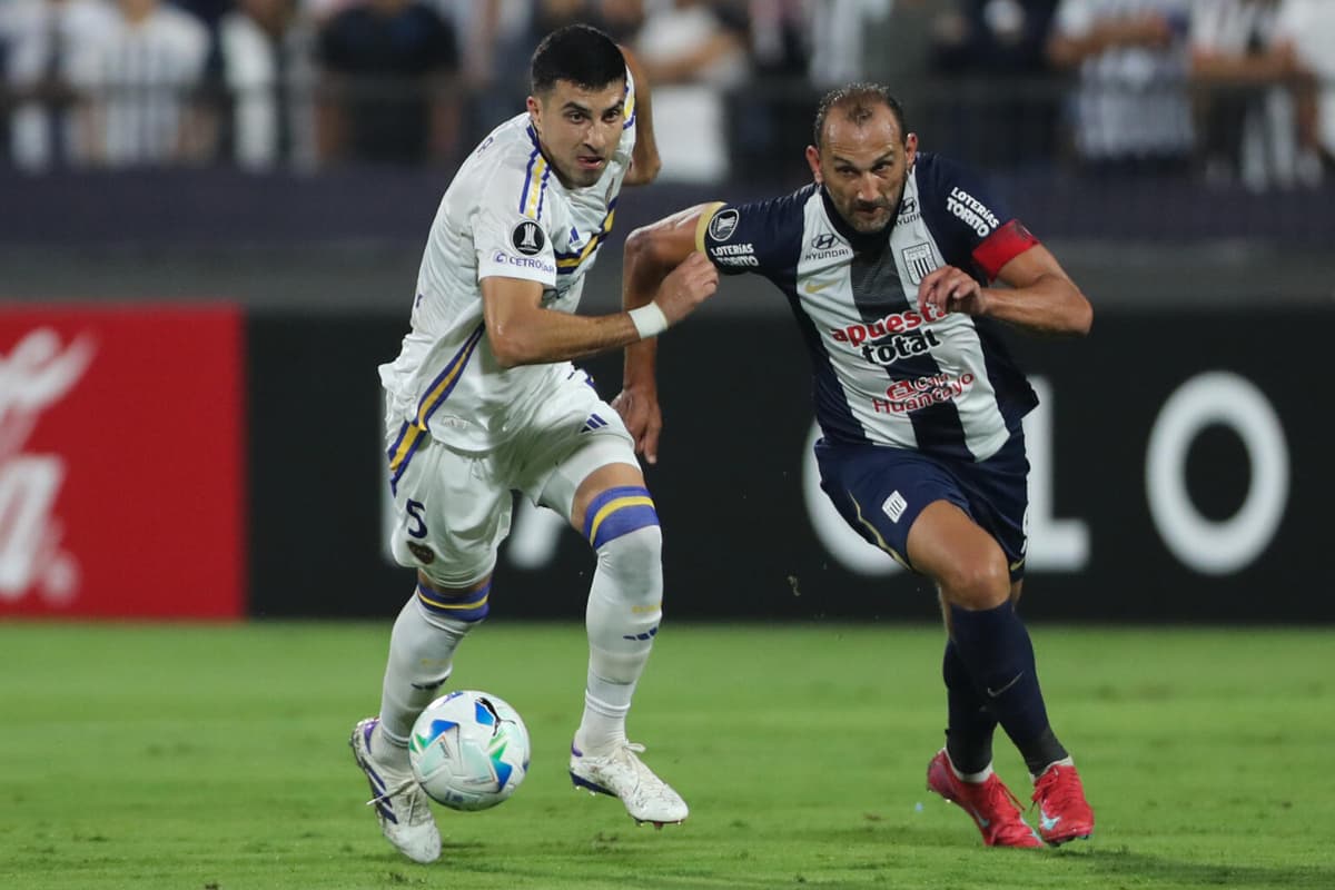 El ecuatoriano Palacios y el argentino Barcos, un duelo de goleadores por los cuartos de final