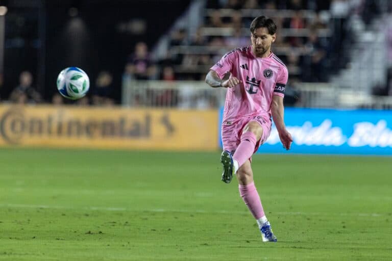 Argentino Messi marca y se venga ‘in extremis’ del Atlanta United